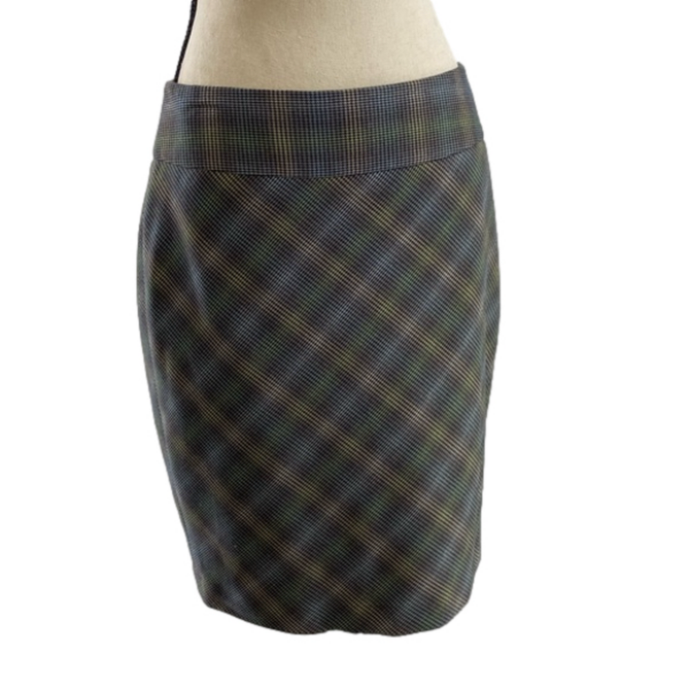 THE LIMITED Black & Gray Multicolored Plaid Knee Length Pencil Skirt—Sz 2